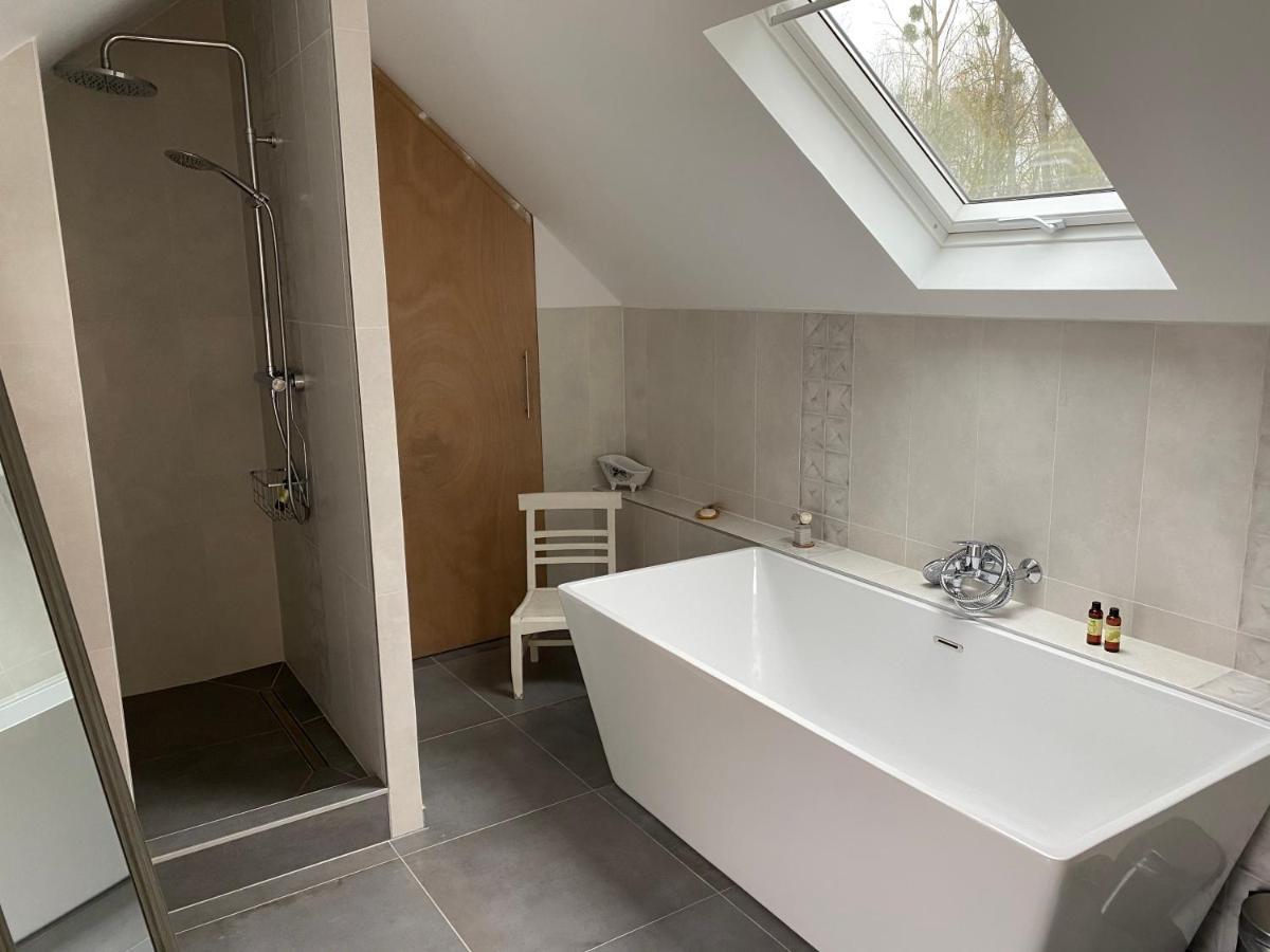 Le Moulin Bleu Bed & Breakfast Saint Cyr-sous-Dourdan Exterior photo